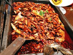 怪味儿烤鱼-江边城外烤全鱼(魏公村店)
