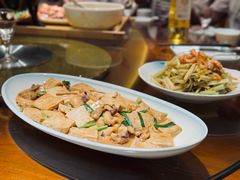 -乔家小院•非遗驴肉•本地小海鲜(滨河路店)