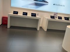 -Apple授权专营店(宝山万达店)