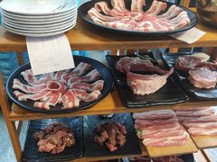 -唯成•韩国炭火烤肉 유성고기