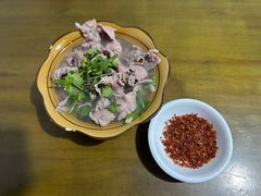 -小杨翘脚牛肉