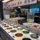 市中心最好吃的老成都串串！牛肉6毛！一次吃到爽！