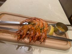 莎士雷可看·烤红抓虾-俄士厨房(环球港店)