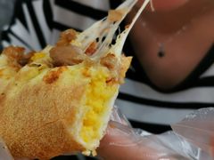 咸蛋黄风味流沙卷边-达美乐比萨(深圳广夏路店)