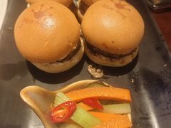 黑松露风味蘑菇牛肉迷你汉堡-bluefrog蓝蛙(悠唐购物中心店)