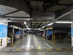 -近铁城市广场-停车场