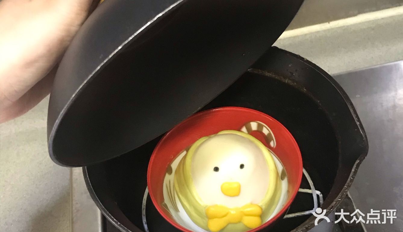 家庭自制美食之端午节蔬菜汁红豆包子