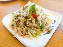 雪菜芦苇根肉丝-品鲜村农家菜·阳澄湖大闸蟹(总店)