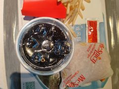-麦当劳(鄂尔多斯机场店)