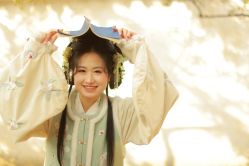 -一揽芳华汉服旗袍体验馆(拙政园店)