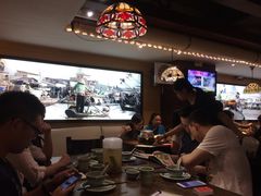 -大头虾越式风味餐厅(光明广场店)