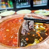 【爆炸鲜甜！云南地摊小火锅！🔥】