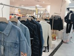 -广州壹马服装广场