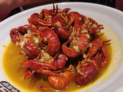 -龙巢盱眙龙虾·牛蛙·烧烤宵夜(八卦岭店)