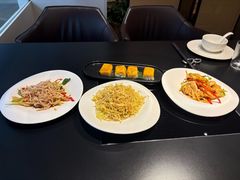 -鲜入唯煮·港式海鲜牛肉火锅(金宝街店)
