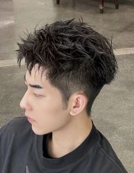-丝语萱形象