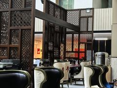 -朗丽兹自助餐厅