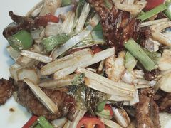 -姜君·千岛湖鱼头馆(浦东大道店)