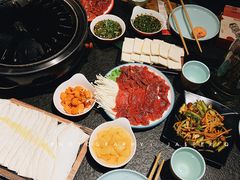 -炭小牛果木烤肉