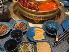 -湊湊火锅·茶憩(打浦桥日月光店)