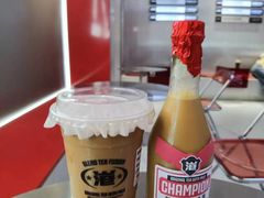 -港究茶·冠军丝袜奶茶(皇庭广场店)