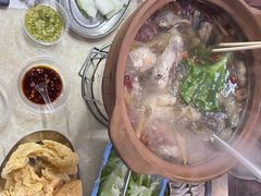 -威邵鸡煲(西华路总店)