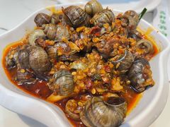 -凤凰路何眼镜香辣蟹(花果园店)