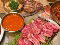 -草家酱蟹炭火烤肉店(珲春南路二店)