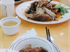 -鹏城人家海鲜酒家·23年老字号(较场尾店)