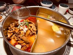 牛杂鸳鸯锅-左庭右院鲜牛肉火锅(环球港店)