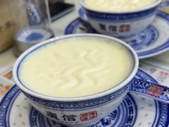 -广信牛奶甜品世家(台东店)