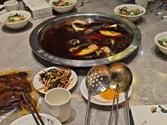 -忘情水鱼头·鲜鱼火锅(滨江中路店)
