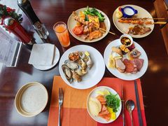 -广州希尔顿逸林酒店-OPEN開·全日制餐厅·海鲜·小火锅·自助餐(东风路店)
