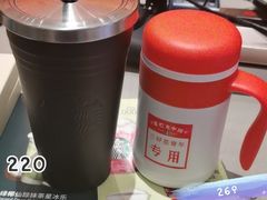 -星巴克(长沙友阿奥特莱斯店)