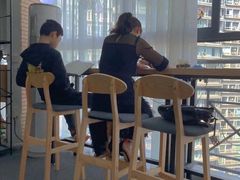 -两知·自习室(三峡广场总店)