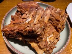 特色大铁锅烀腔骨-95号酱骨·一块豆腐(展春园西路店)