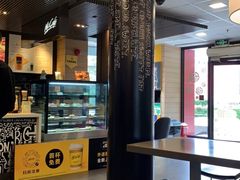 -麦当劳(外高桥DT店)