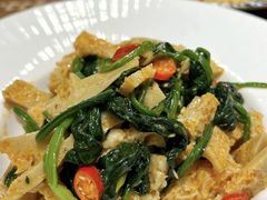 -清真·玛丽亚新疆菜主题餐厅(浙江中路店)