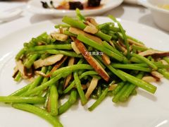 芦蒿炒干丝-老吉士(环贸iapm店)