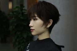 -变画·发型STUDIO