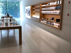 -Apple零售店(玄武湖店)