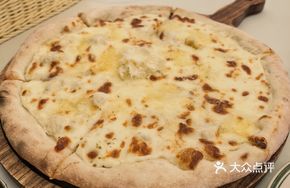 Cheese Quintet Pizza