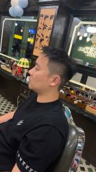 -海文先生国潮烫染男士理发馆