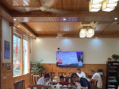 -芦茨金富饭庄·25年老字号·专做稻草鸡