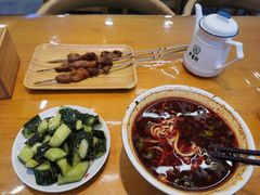 -伊京轩兰州牛肉面(闹市口店)