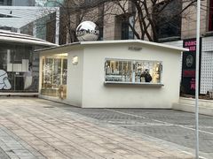 -HUGS coffee(东区店)