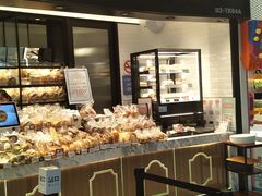 面包甜点陈列柜-莉莲蛋挞(日月光店)