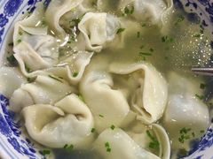 鸡汤馄饨-石家饭店原址