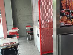 -华莱士·全鸡汉堡(沧源店)