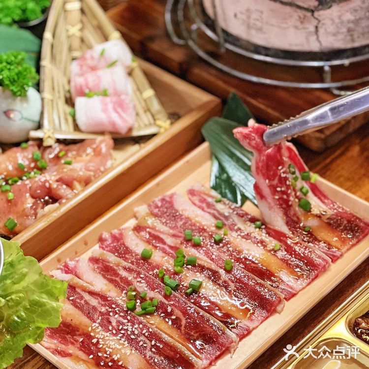 118元自助烤肉无限畅吃中